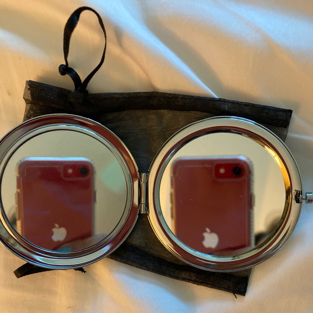 Compact mirror - Picture 4 of 4